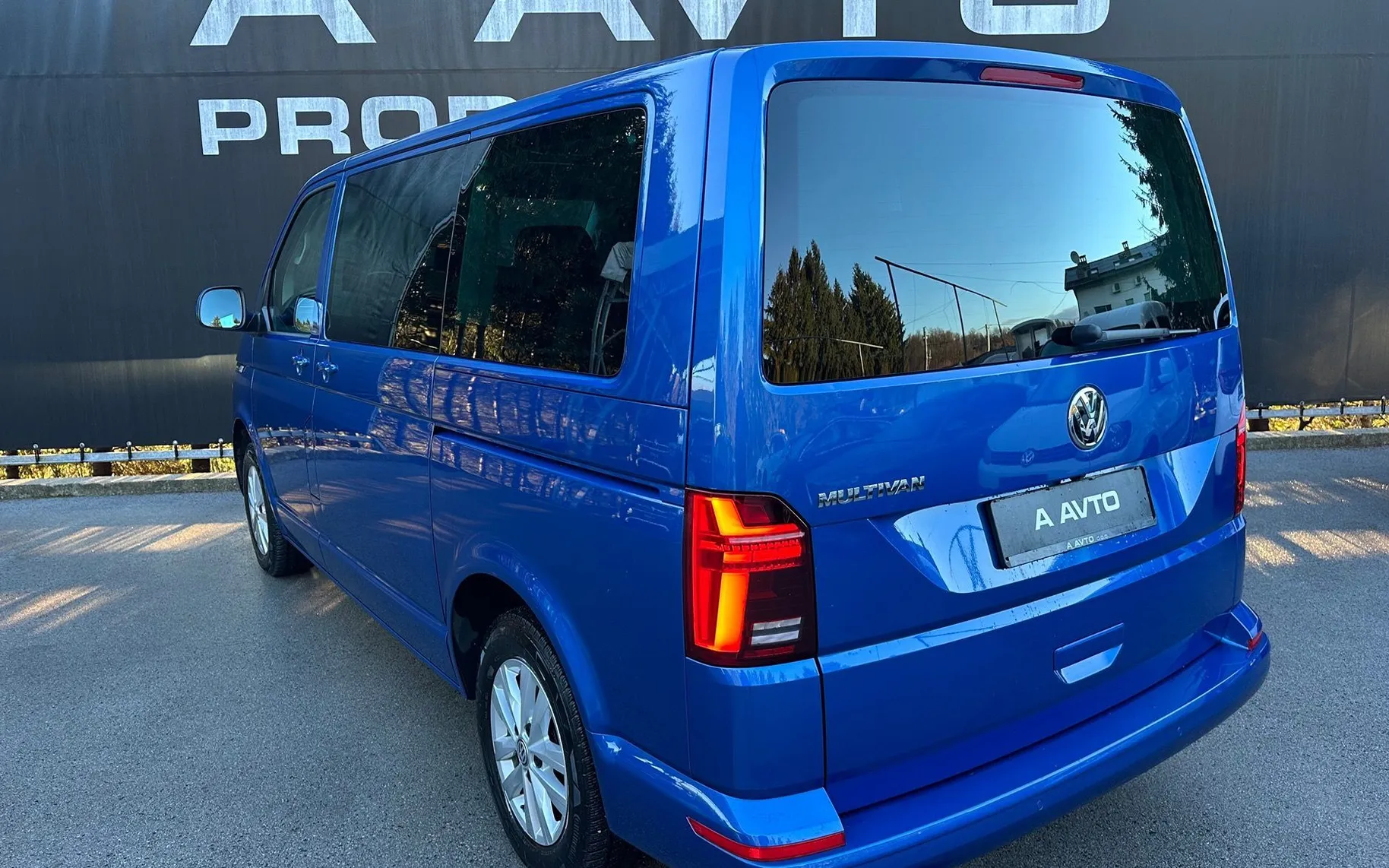 Zunanja slika - VW Multivan - 6.1 2.0TDI 150KS DSG-KAMERA-LED-VIRTUAL-NAVI-7SED - 5