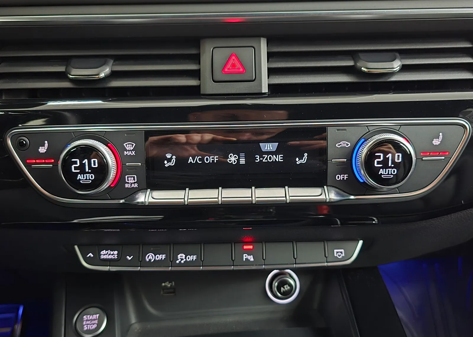 Zunanja slika - Audi A4 - Avant quattro 2,0 TDI Sport S tronic - 17