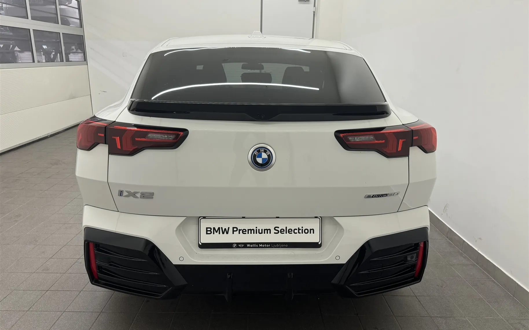 Zunanja slika - BMW iX - 2 eDrive20 - 9