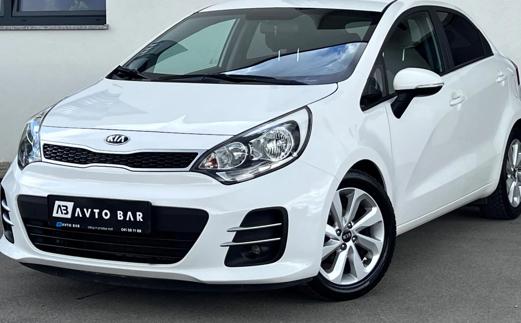 Zunanja slika - KIA Rio - 1.25 CVVT+SLO+ALU+PDC... - 1