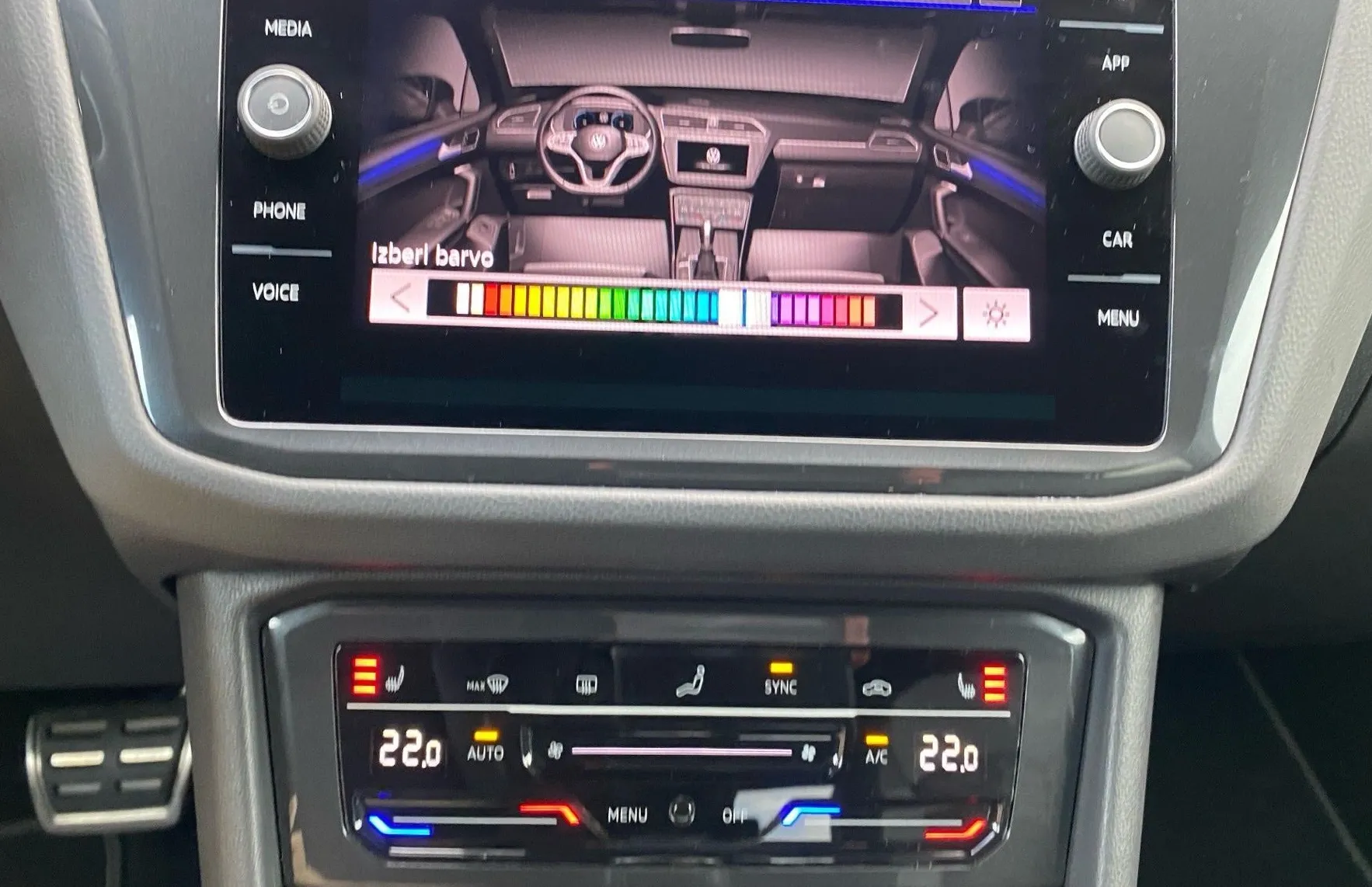Zunanja slika - VW Tiguan - 2.0 TDI SCR 4M. BMT avt. R-Line 110kW... - 16