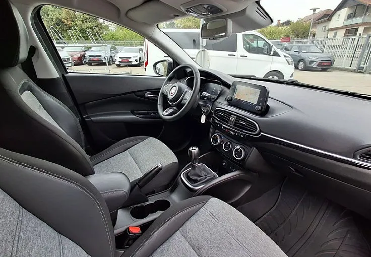 Zunanja slika - Fiat Tipo - 1.0 T3 GSE Cross SLOVENSKO POREKLO - 11