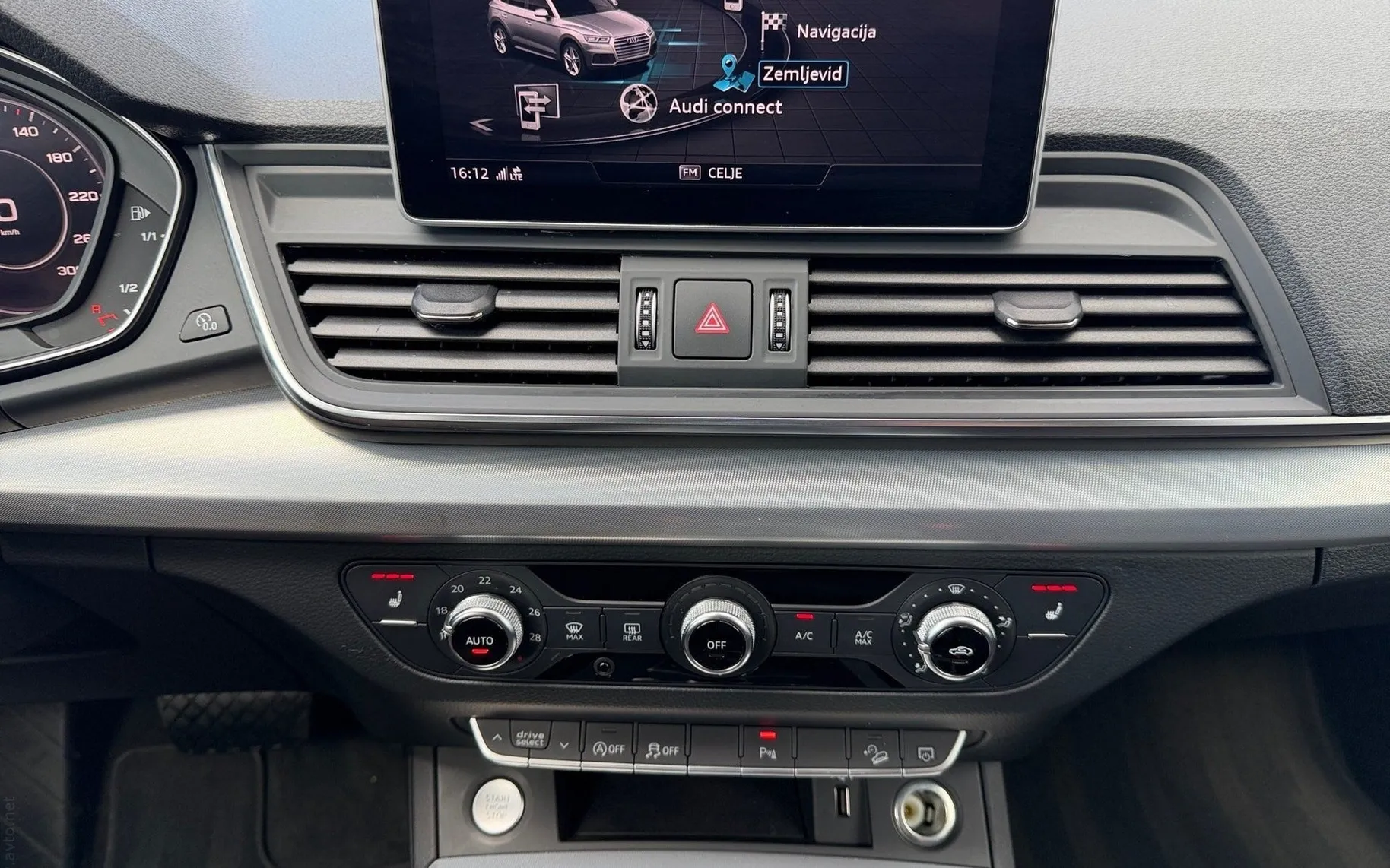 Notranja slika - Audi Q5 - 2.0 TDI Quattro Advanced-B O-Vlečna kljuka-Keyle.. - 9
