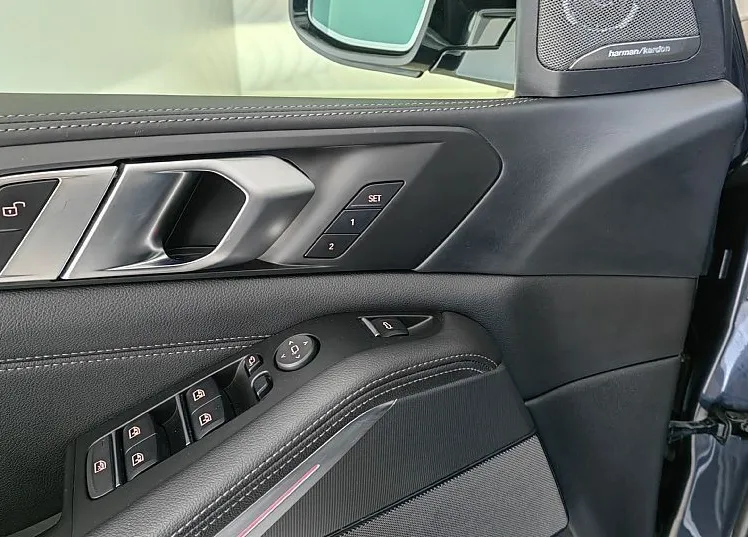 Zunanja slika - BMW X5 - serija : 30d-XD-M-PAKET-ZRAČNO-LASER-PANOR-KAME-COCKPIT-21C - 20