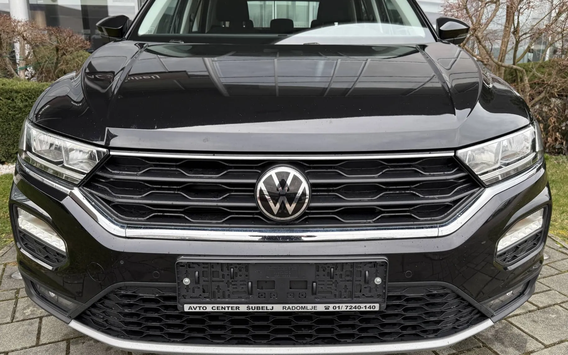 Zunanja slika - VW T-Roc - 2.0 TDI SCR Style 116 NAVI  KAM  ACC. - 2
