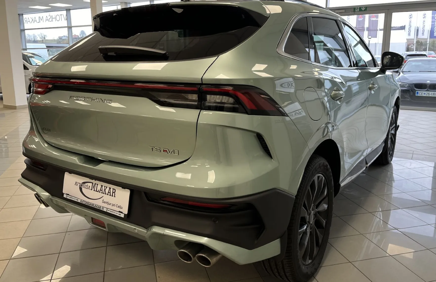 Zunanja slika - Forthing Forthing T5 EVO - T5 Evo 1.5 T-GDI LUXURY - NA ZALOGI - my 2025 - - 6