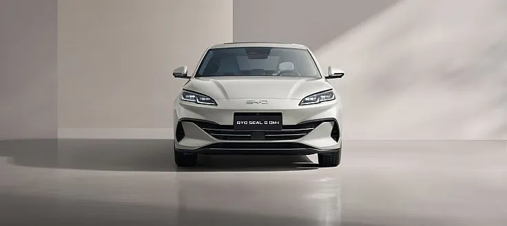 Zunanja slika - BYD SEAL 6 - DM-i BOOST PHEV domet 1505km - 3