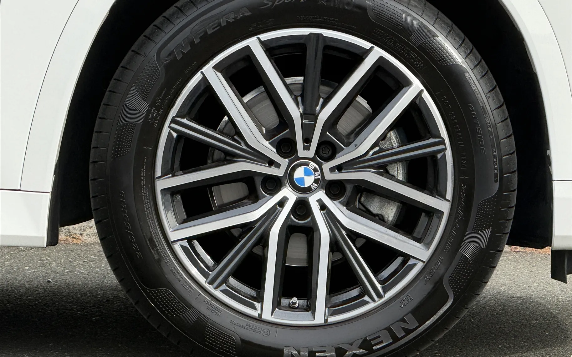 Zunanja slika - BMW X1 - sDrive18i - 4