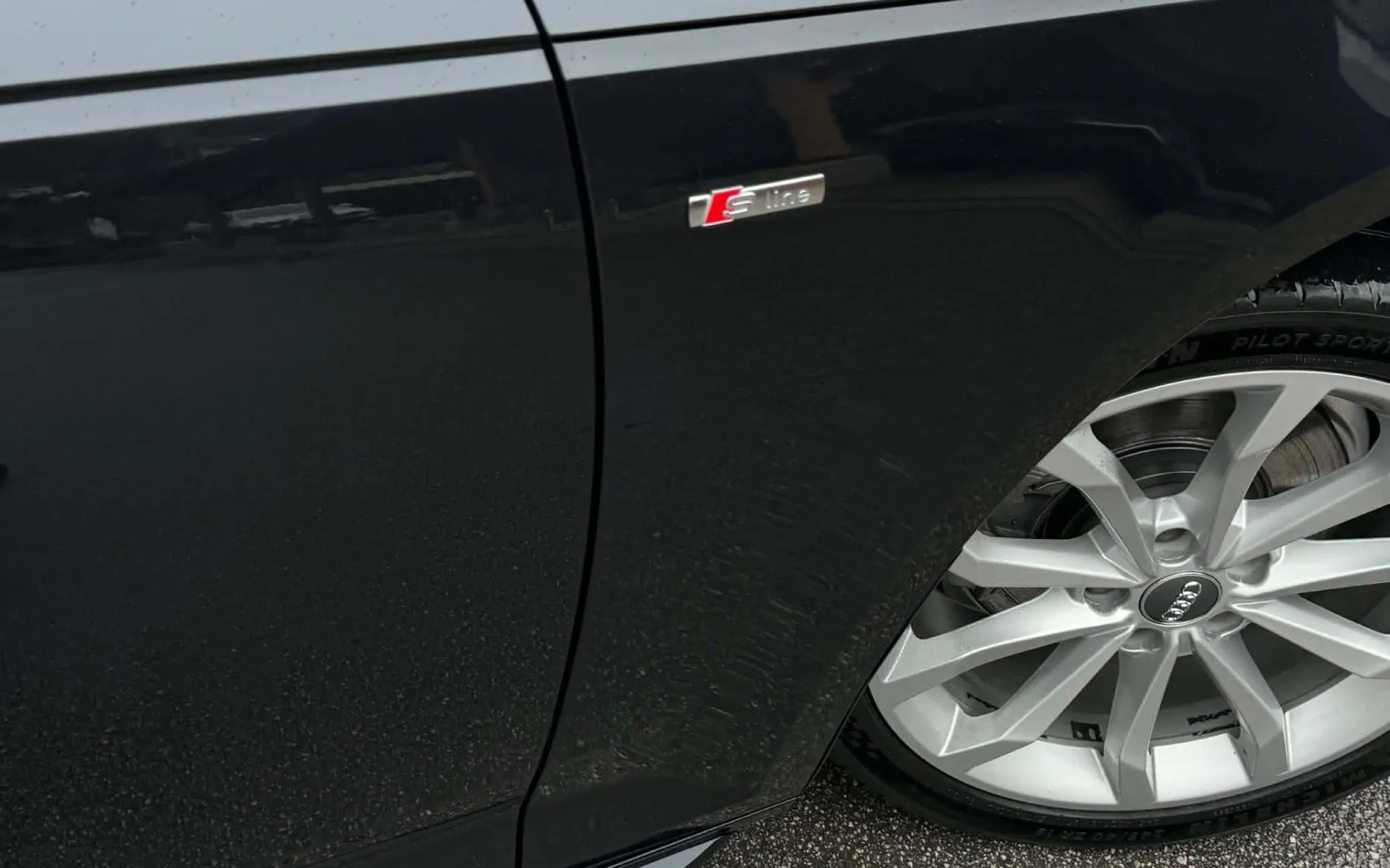 Notranja slika - Audi A4 - 2.0 TDI-S LINE-XENON+LED-LIZING ZA TUJCE-NAVI- - 8