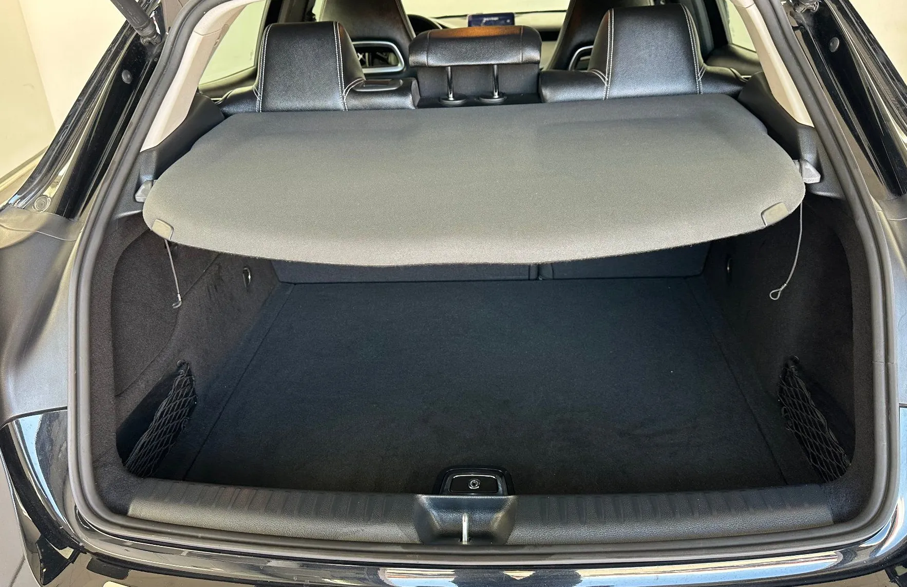 Zunanja slika - Mercedes-Benz GLA-Razred - GLA 180 Avt.KAMERA.USNJE.LED.NAVI. - 13