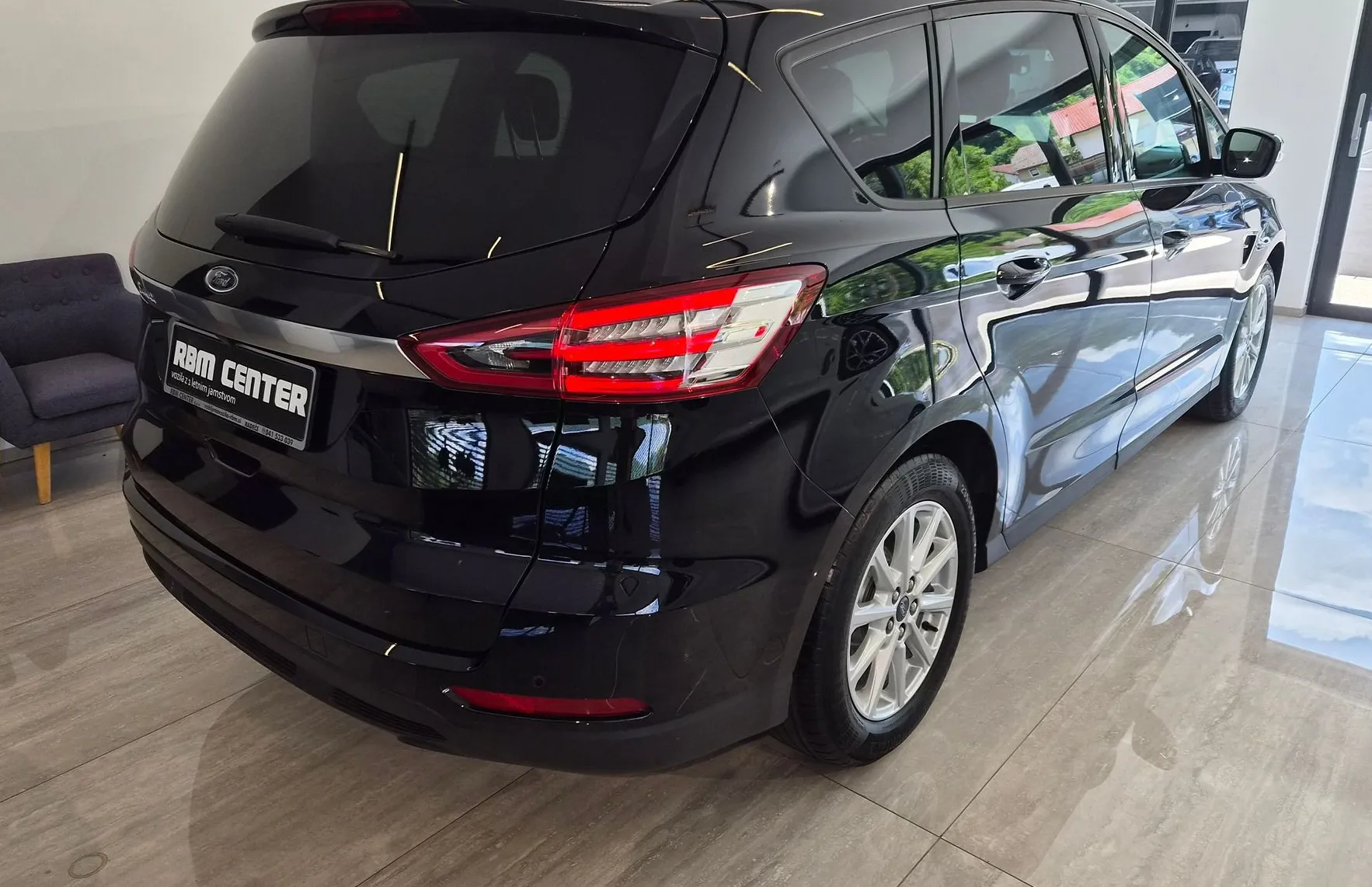 Zunanja slika - Ford S-MAX - 2.0 EcoBlue REZERVIRANO|MRTVI KOT|NAVI|DAB|KAMERA - 2
