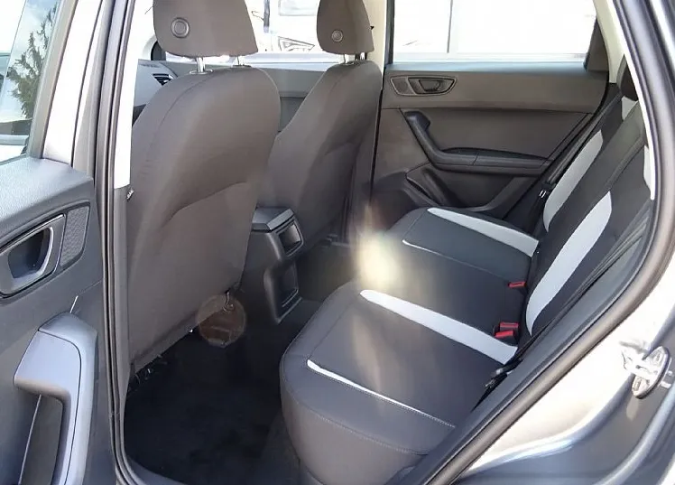 Zunanja slika - Seat Ateca - 1.0 TSI 85 KW HOLA -NA ZALOGI - - 10