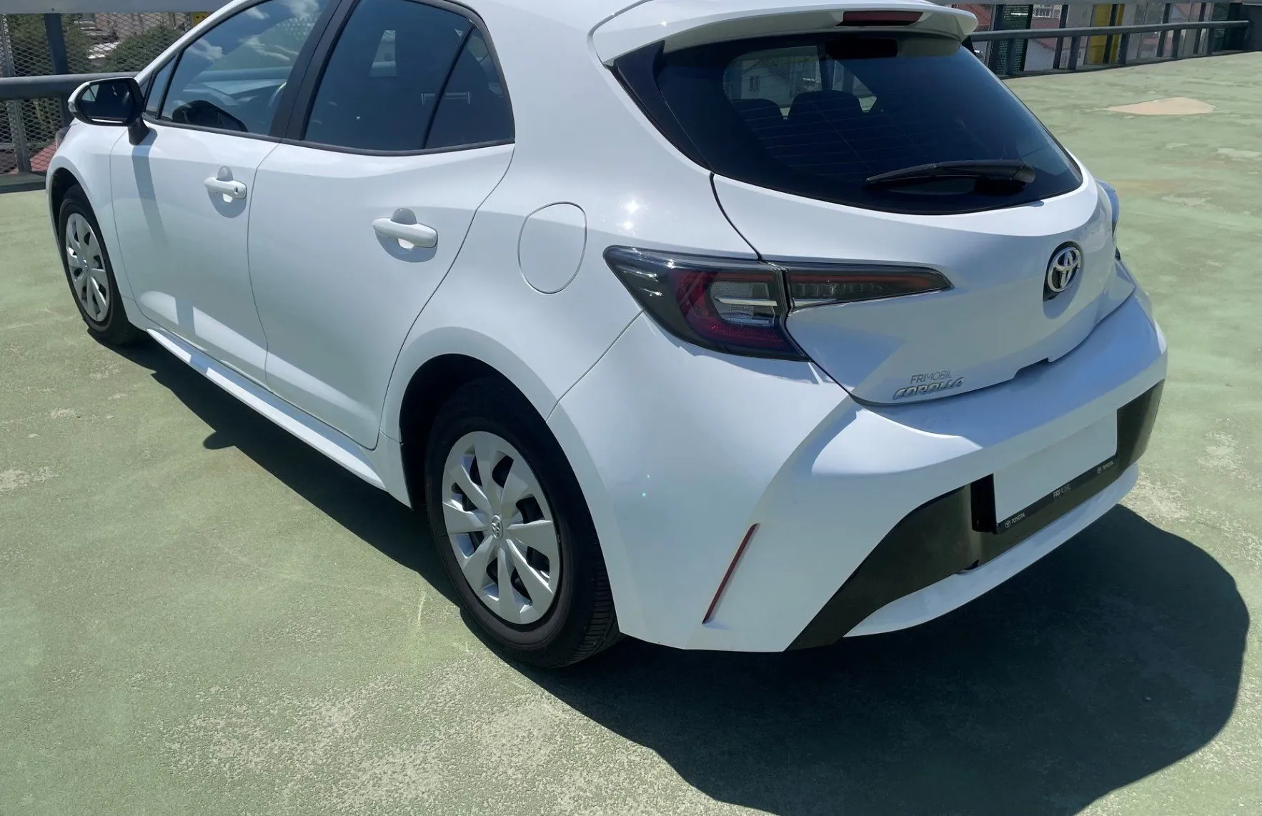 Zunanja slika - Toyota Corolla - 1.2 Turbo Terra KAMERA. - 6