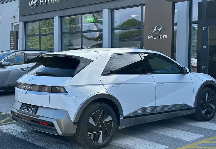 Zunanja slika - Hyundai Ioniq 5 - FL PREMIUM 84kWh°°topl.črp°°el.kljuke - 4