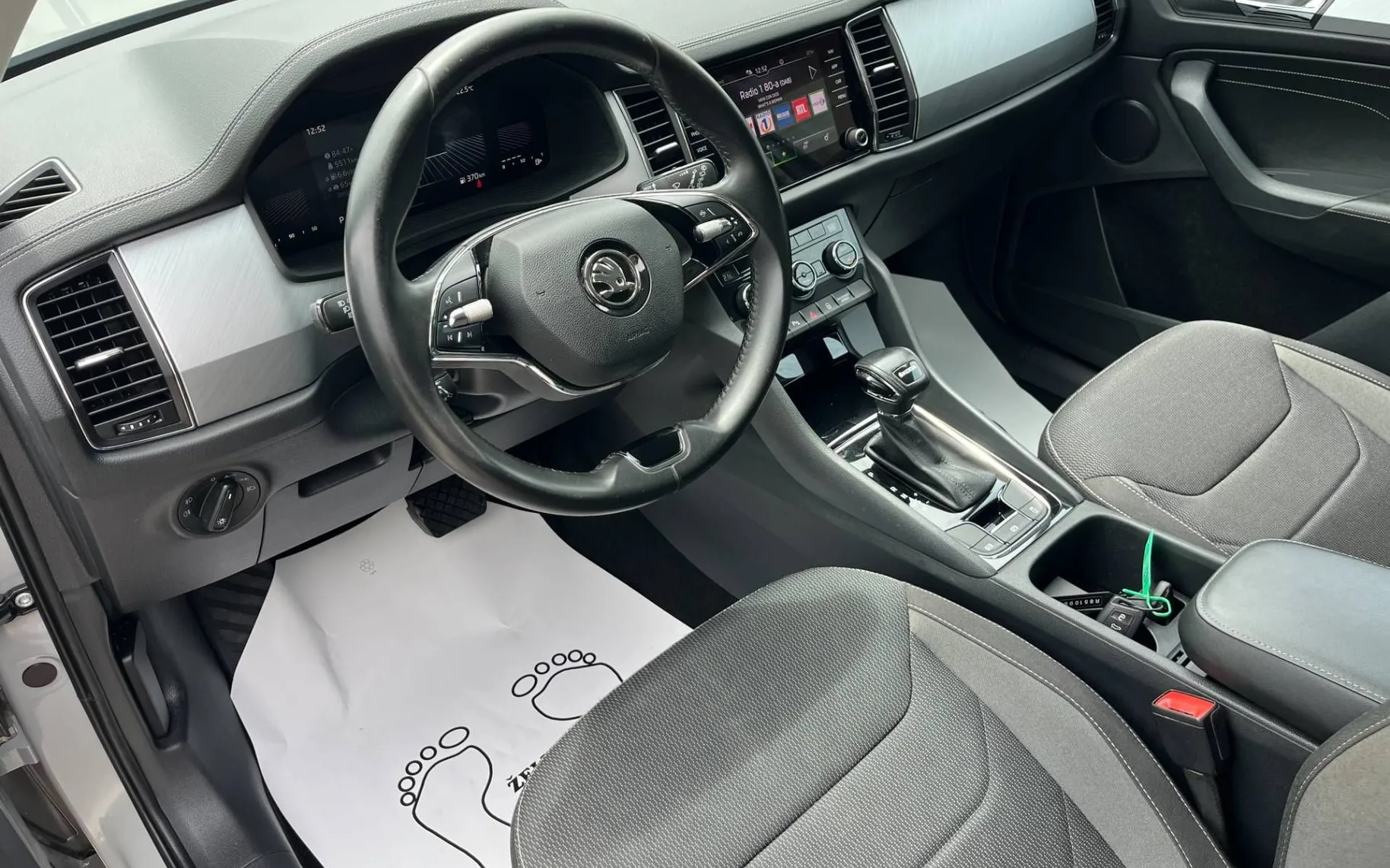 Notranja slika - Škoda Kodiaq - 2.0 TDI Ambition DSG -1 LASNIK-7 SEDEŽEV-ODLIČNA - 8