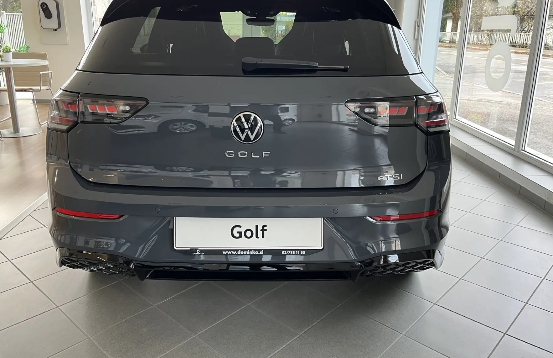 Zunanja slika - Volkswagen Golf - 1.5 eTSI avt. 4JOY 85  116 - 4