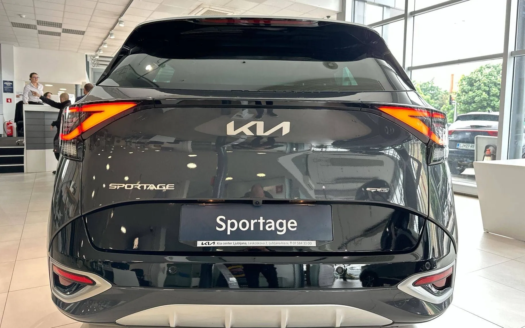 Zunanja slika - KIA Sportage - 1.6 T-GDi HEV GT-Line 2WD AT - 6