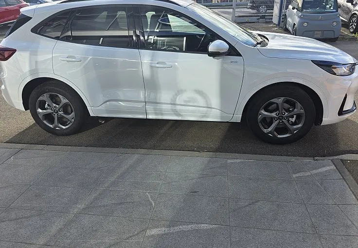 Zunanja slika - Ford Kuga - 1.5 EcoBoost ST-Line - 4