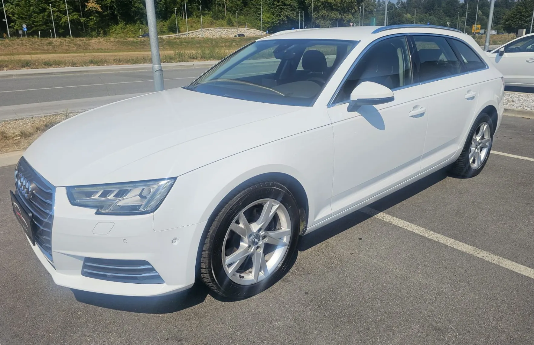 Zunanja slika - Audi A4 - Avant 2.0TDI Design|martix|DIGIklima|Assis|navi|sportsed - 1