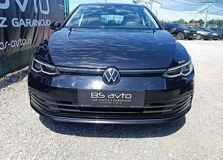 Zunanja slika - VW Golf - 1.5 TSI Life 96  130   FULLED-ALU-NAVI-GR.SEDEŽEV - 2