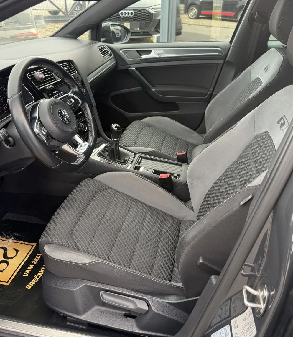 Zunanja slika - Volkswagen Golf - 1.5TSI R-Line WEBASTO-LED-VIRTUAL-6rSed-AMB-ACC-DE - 14