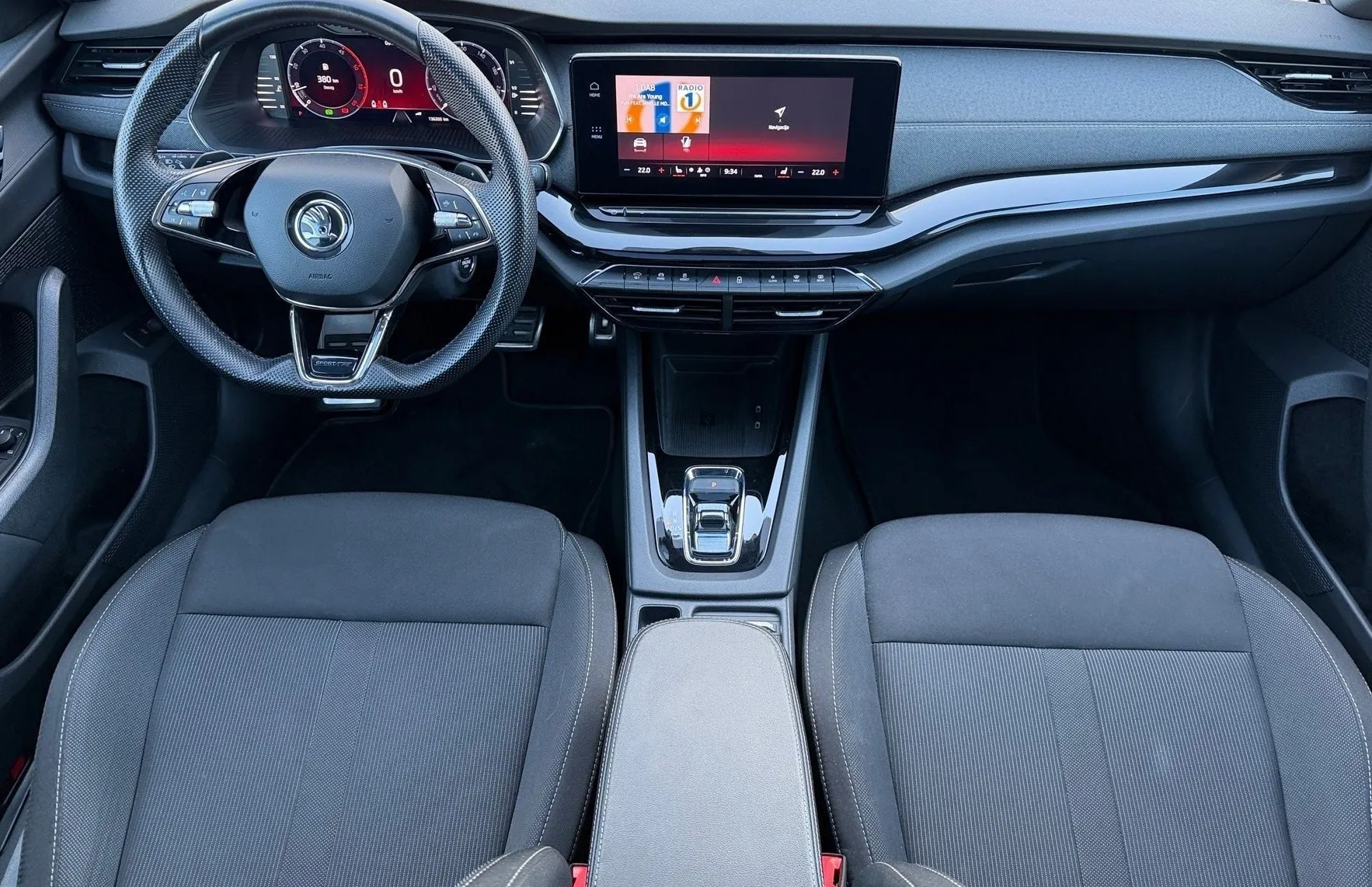 Zunanja slika - Škoda Octavia - Combi 2.0 TDI Sportline DSG-Panorama-Vlečna klju.. - 9