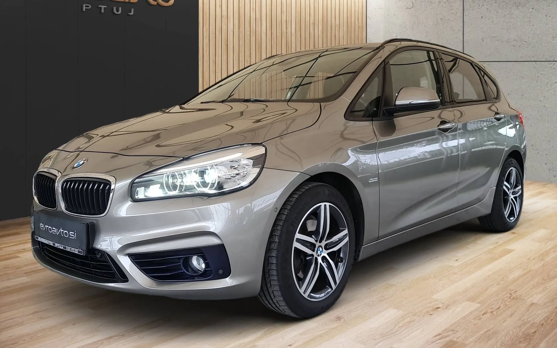Zunanja slika - BMW serija 2 Active Tourer: - serija 2  218d Active Tourer Sport Line - 1