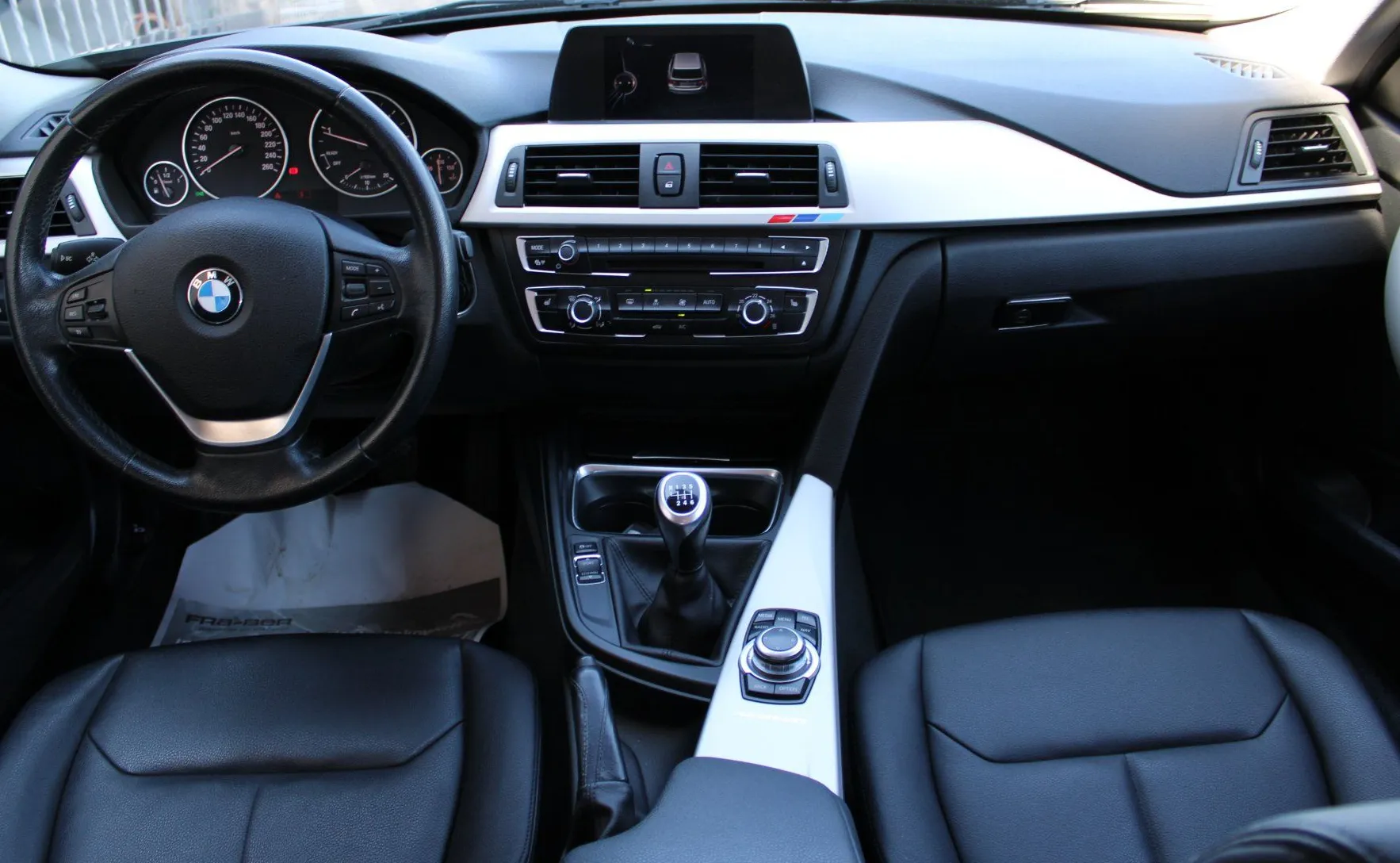 Zunanja slika - BMW Serija 3 - Touring: 318d Touring - 11