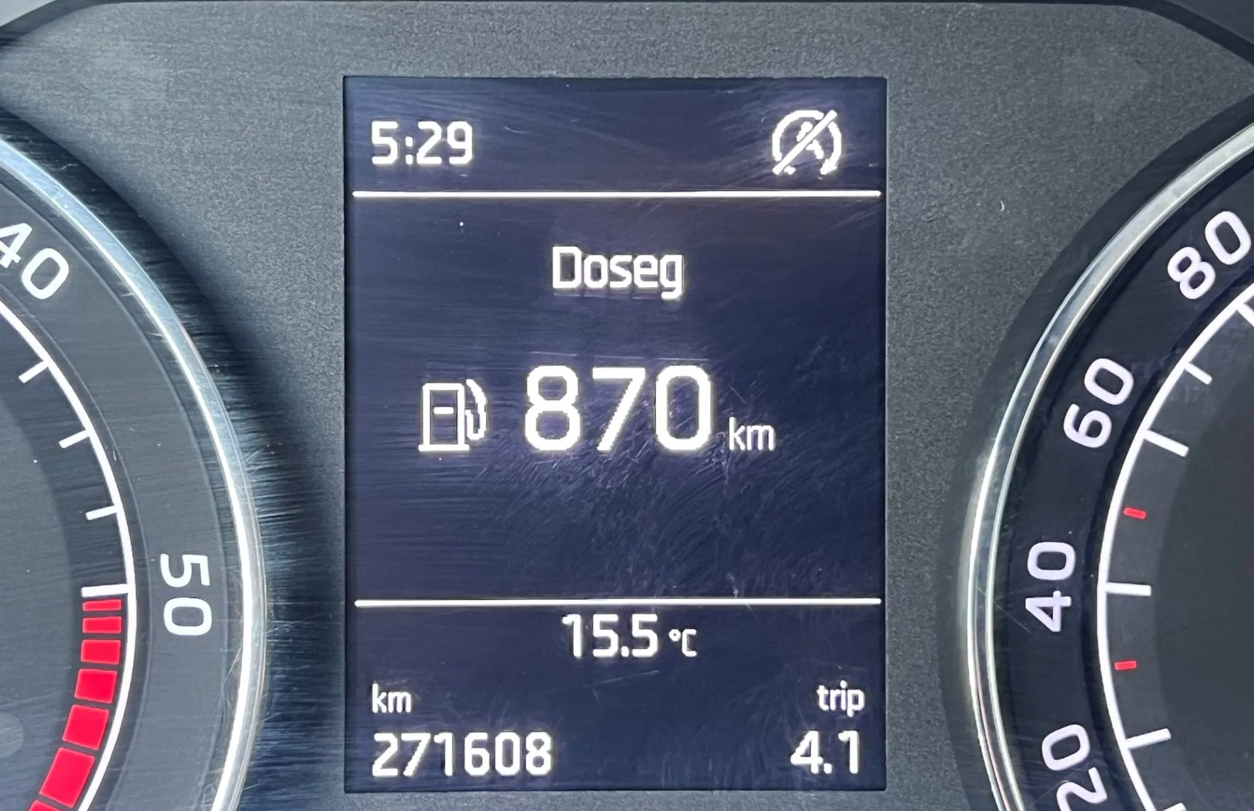 Zunanja slika - Škoda Superb - 2.0 TDI+ALU+TEMP+USB - 20