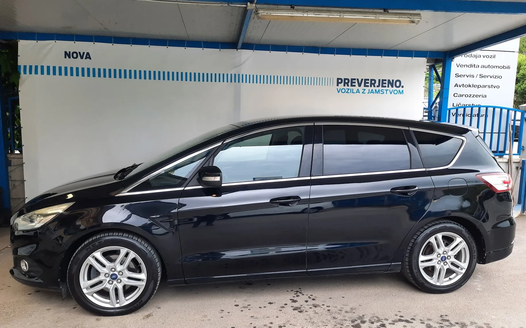 Zunanja slika - Ford S-MAX - 2.0 TDCi 132 kW FWD Titanium Powershift - 4