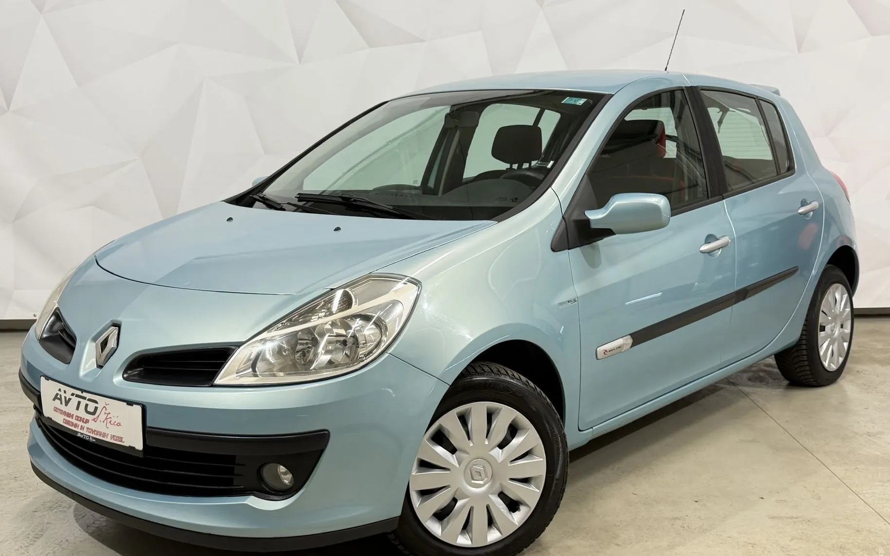 Zunanja slika - Renault Clio - 1.2 Rip Curl-KLIMA-SERVO-TRAJNIK BREZ POLOGA... - 1