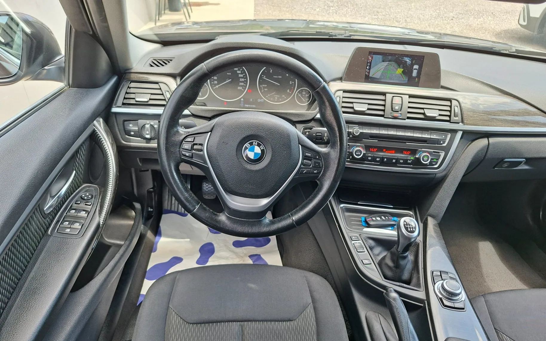 Zunanja slika - BMW Serija 3 - Touring: 320d xDrive -Kamera - - 10