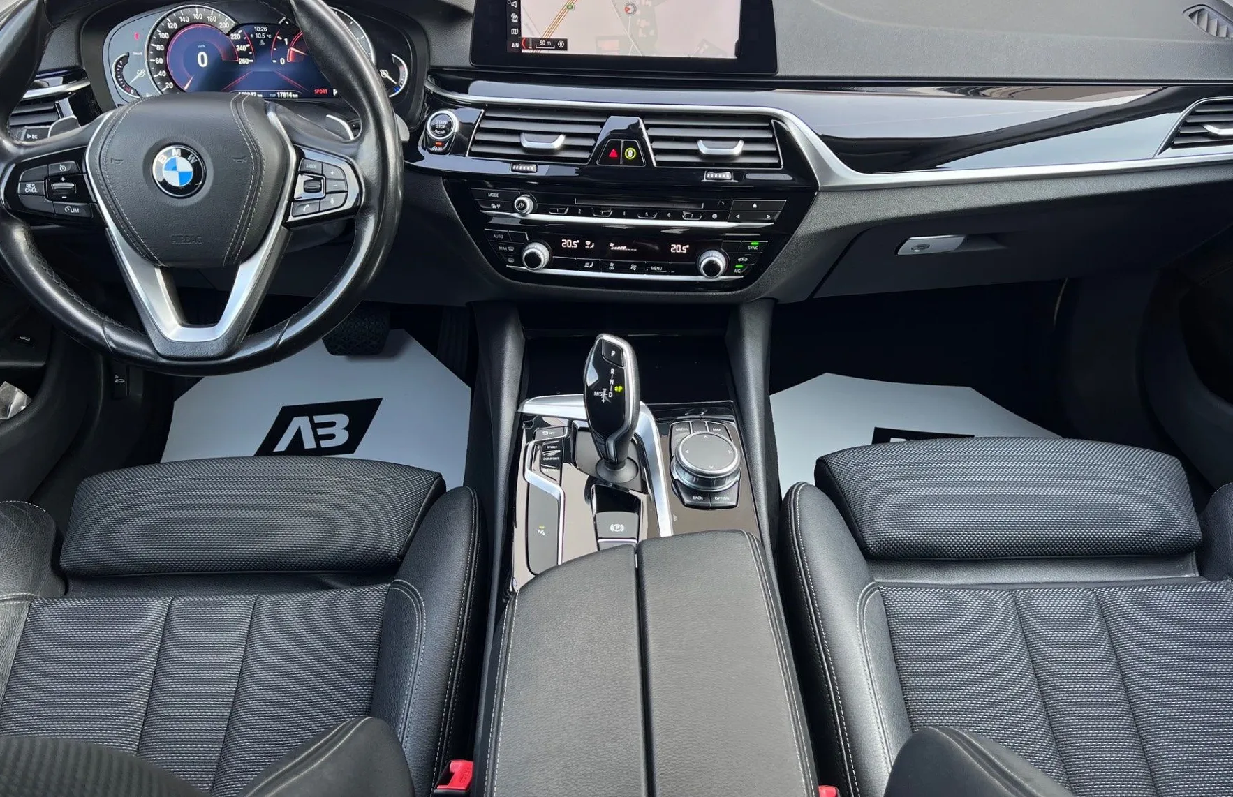 Zunanja slika - BMW Serija 5 - : 520d xDrive+F1+SPORT+LED+VIRTUAL+NAVI+ALU - 13