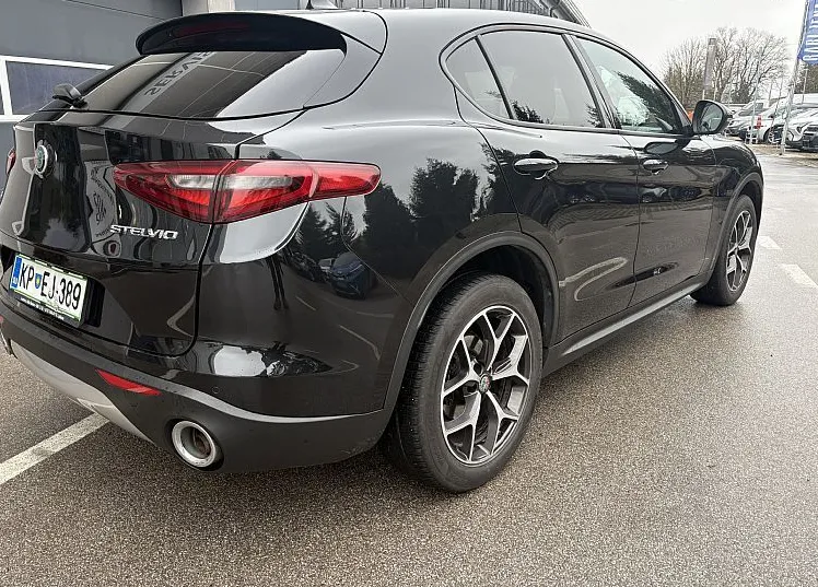 Zunanja slika - Alfa Romeo Stelvio - 2.2 Diesel 16v 210 AT8 Q4 Business - 2
