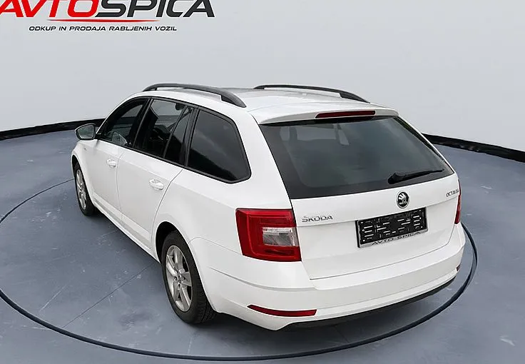Zunanja slika - Škoda Octavia - Combi 1.0 TSI Active - NA OBROKE BREZ POLOGA - - 3