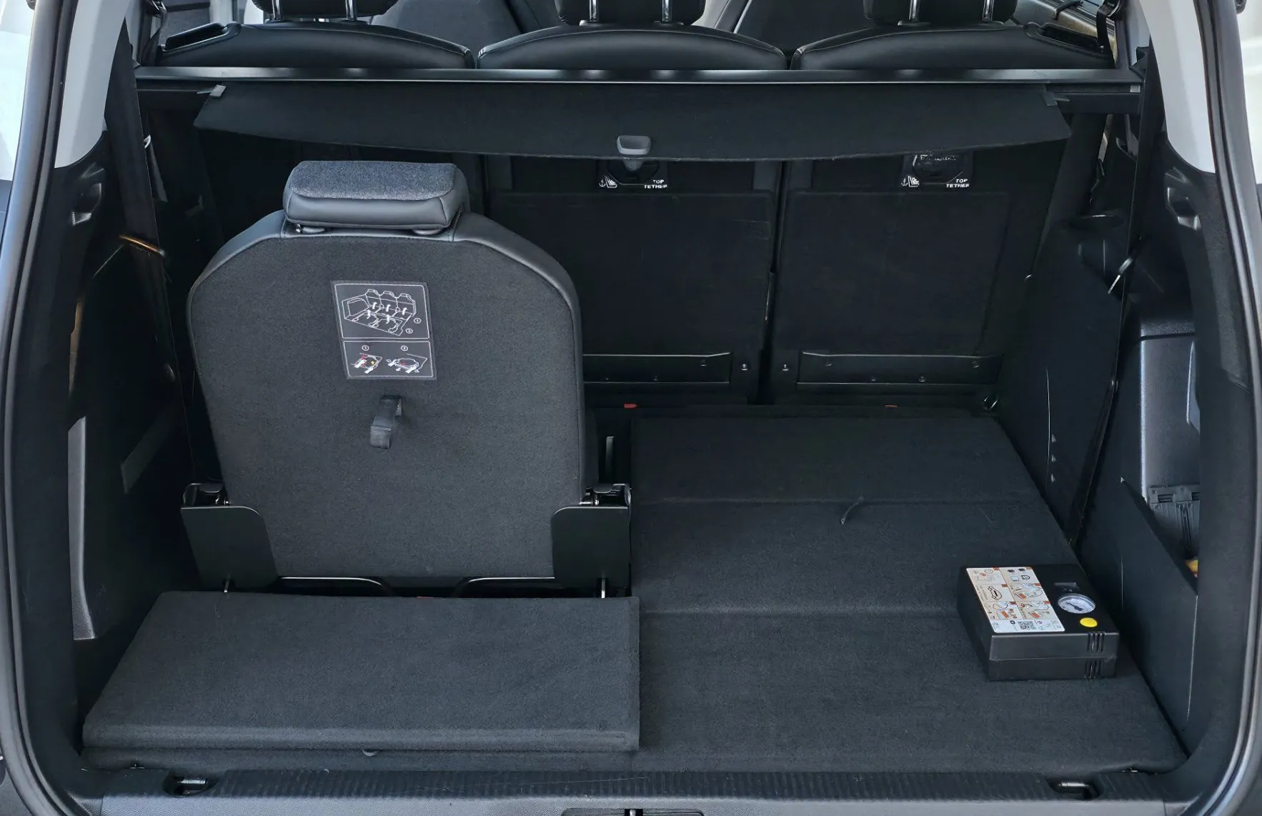 Zunanja slika - Peugeot 5008 - 2.0HDI EAT8 Allure FULLED•BLIS•7-SED•KEYLES•KAMER• - 8