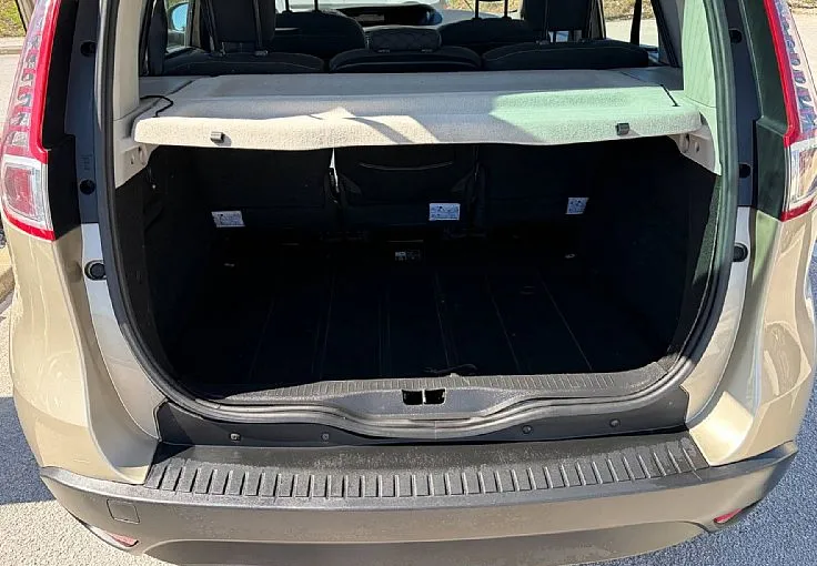Zunanja slika - Renault Scénic - Scenic 1.5 dCi Dynamique ZELO LEPO OHRANJEN - 12