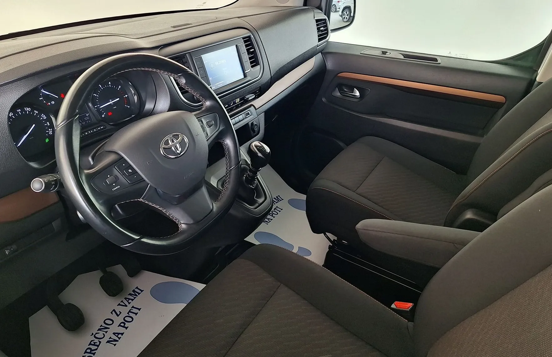 Zunanja slika - Toyota Proace - Verso 2.0 D-4D Family Long - 10