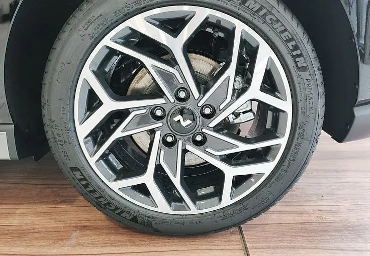 Zunanja slika - Hyundai i30 - 1.6 T-GDI PREMIUM N-LINE-REZ.K-SMART-APPLE-VIDEO - 4