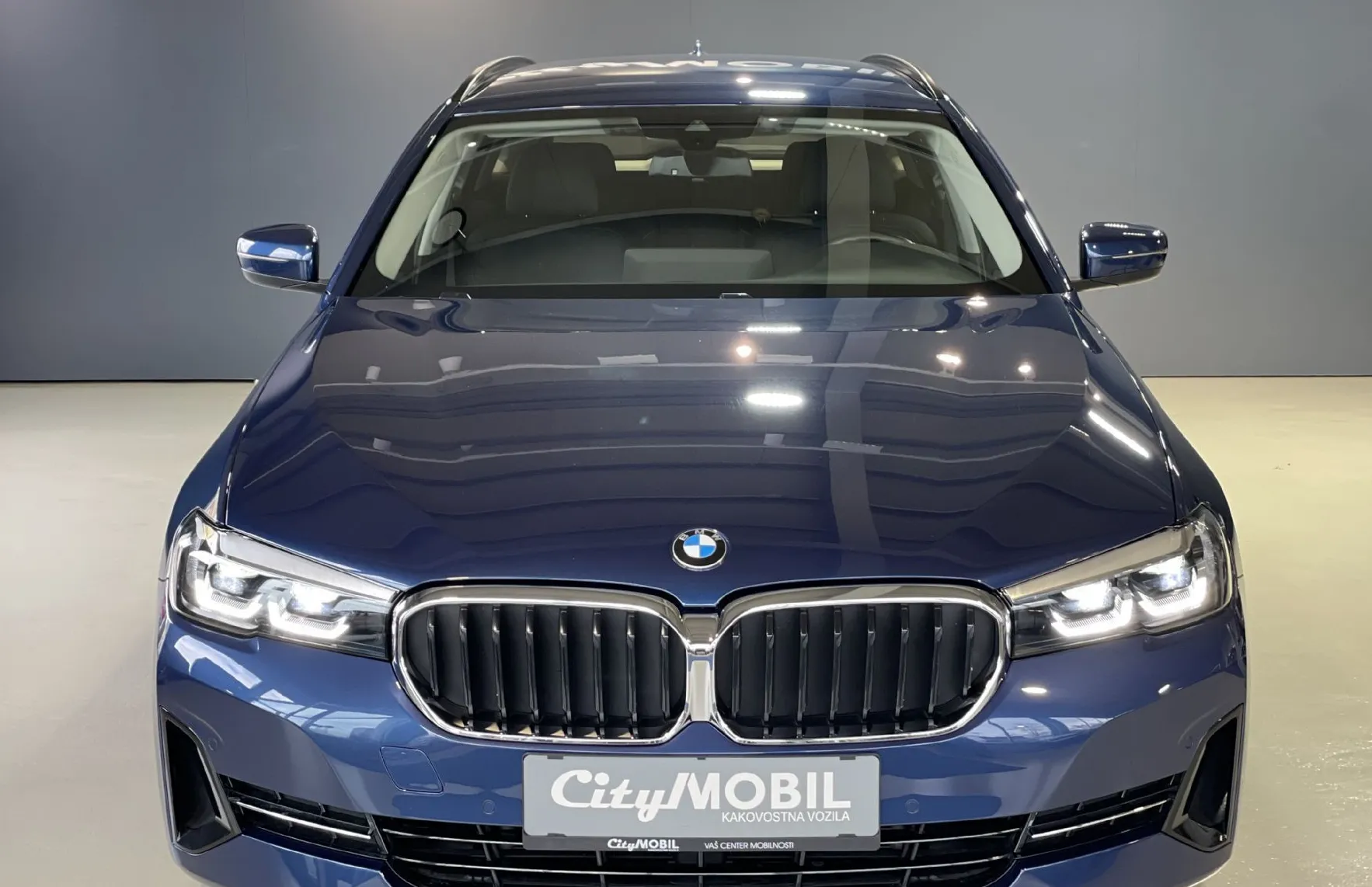 Zunanja slika - BMW Serija 5 - Touring: 1.LASTNIK-BUSINESS-RADAR-NAVI-MEMORY-USNJE - 2