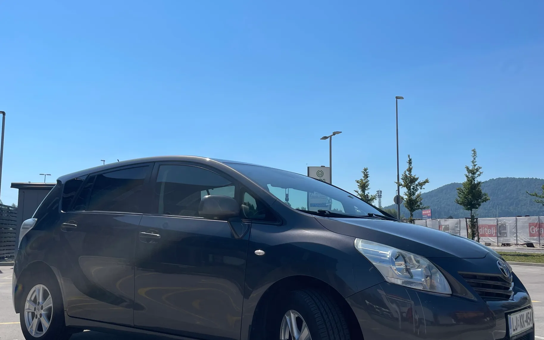 Zunanja slika - Toyota Verso - Toyota  2.0D - 5