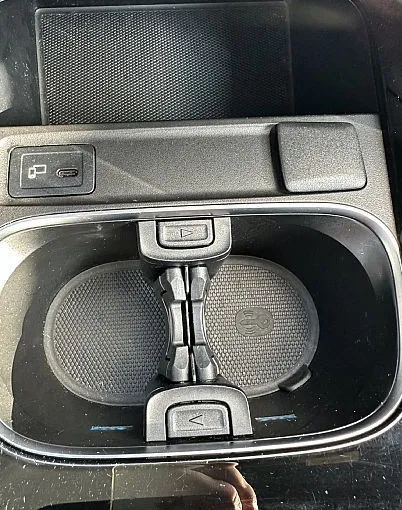 Zunanja slika - Mercedes-Benz GLB-Razred - GLB 200d-AVT.-MULTIBEAM LED-WIDESCREEN-18COL-NAVI - 18