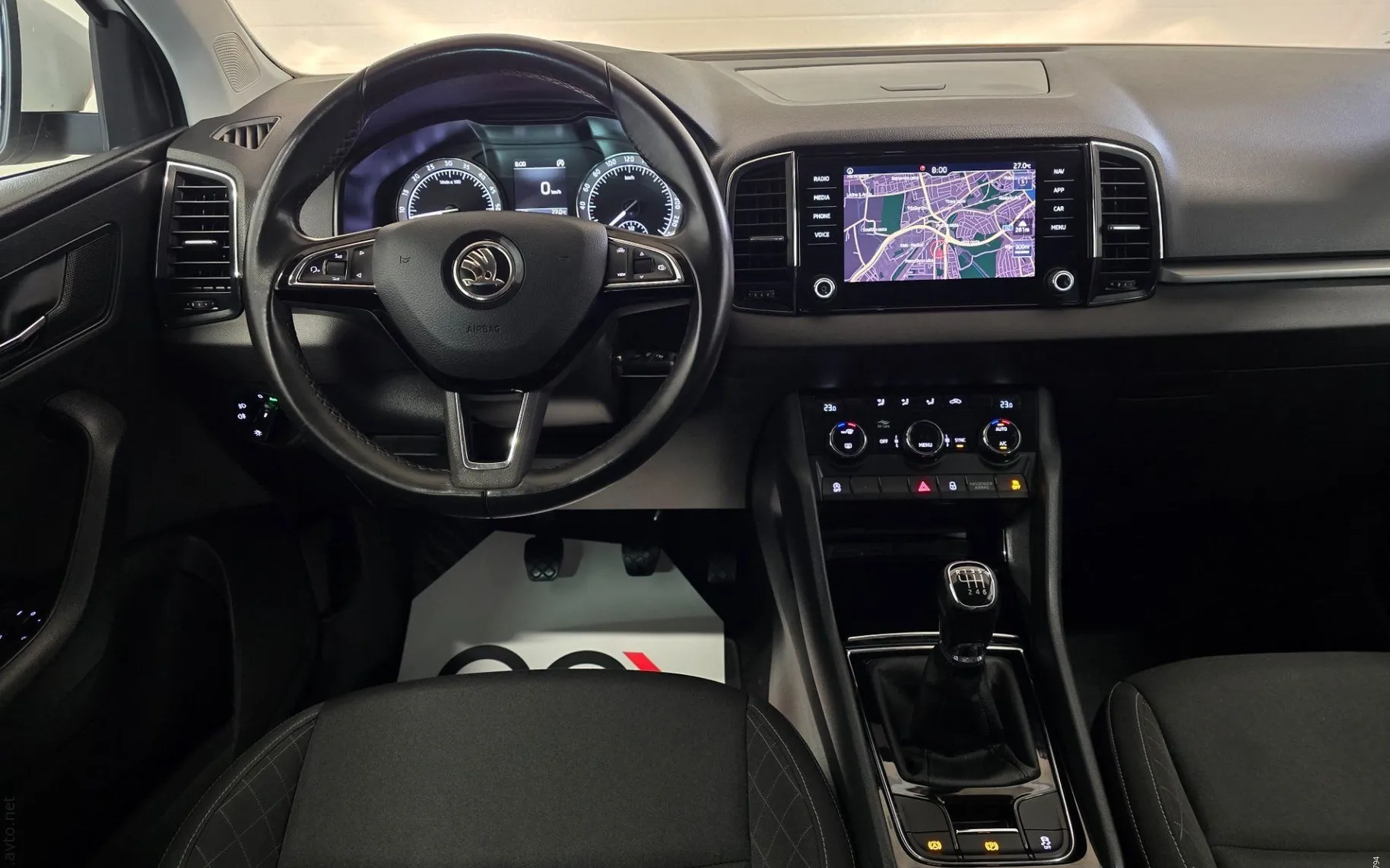 Notranja slika - Škoda Karoq - 1.6 TDI Ambition - 12