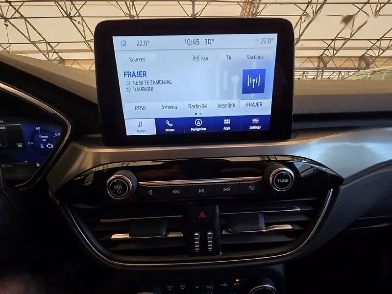 Zunanja slika - Ford Kuga - 2.5 Duratec FHEV Titanium CVT KAMERA KEYLESS - 15