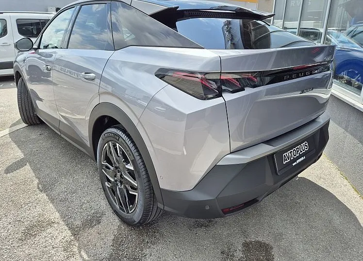 Zunanja slika - Peugeot 3008 - GT Hibrid 145 €6.4 - 3