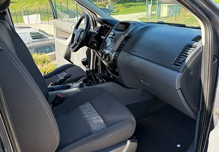 Zunanja slika - Ford Ranger - FORD  XL 4X4 2.2 150PS - 10