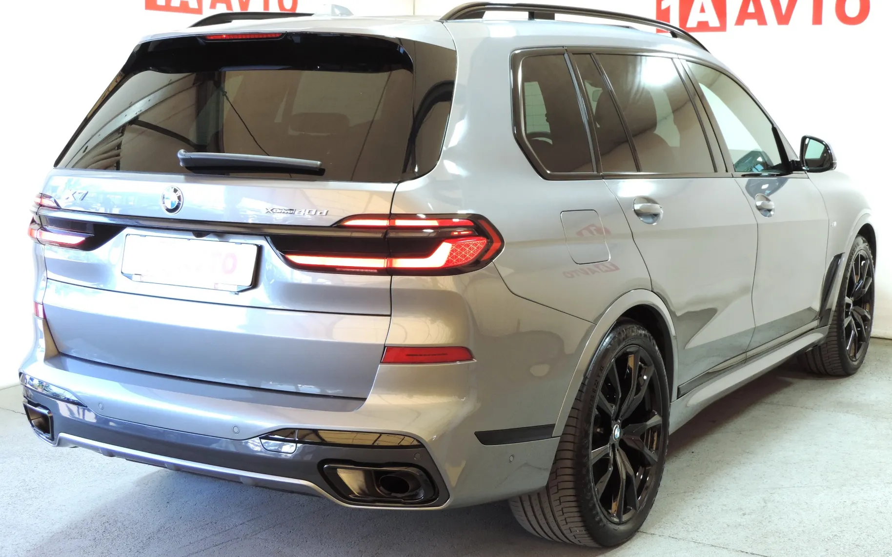 Zunanja slika - BMW serija X7 - X7 xDrive40d M SPORT SKY PANORAMA..... - 5