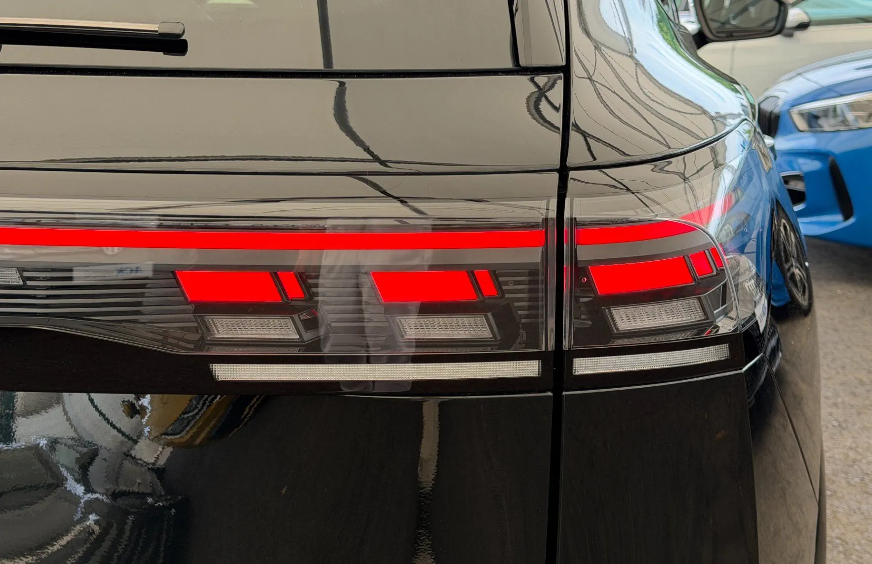 Zunanja slika - Volkswagen Tiguan - 4JOY 1.5eTSI DSG SLO 1.Lastnik PANORAMA-GARANCIJA - 6