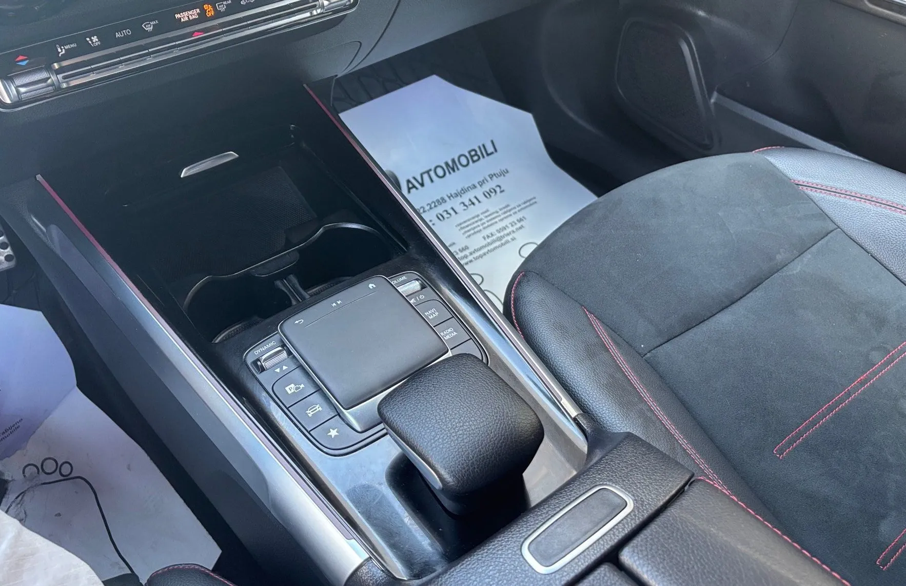 Zunanja slika - Mercedes-Benz GLB-Razred - GLB 200d AMG LINE ACC KAMERA VIRTUAL - 12