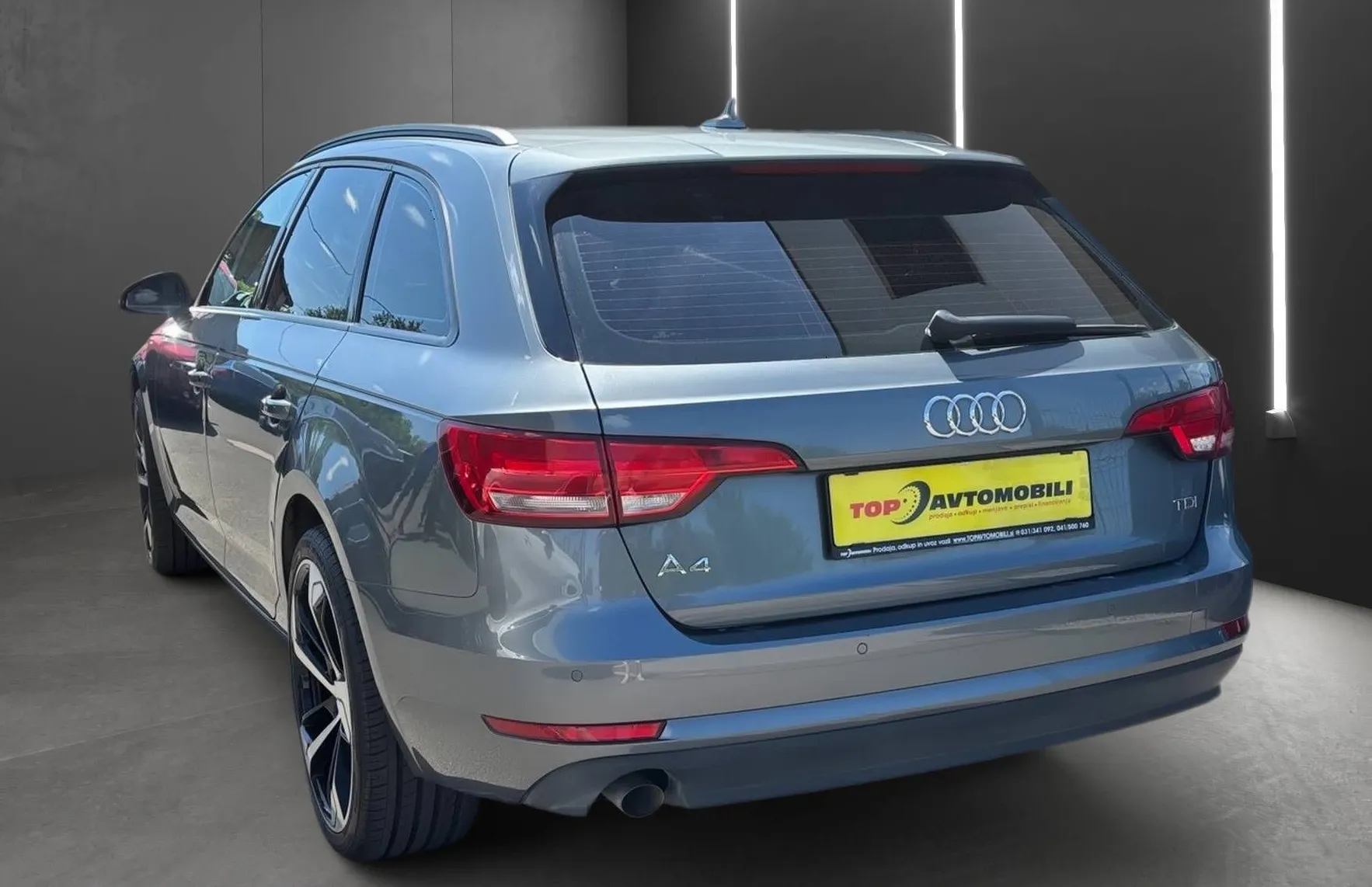 Zunanja slika - Audi A4 - Avant 2.0 TDI LED NAVI TEMP PDC GR.SEDEŽEV KLIMA ITD... - 6